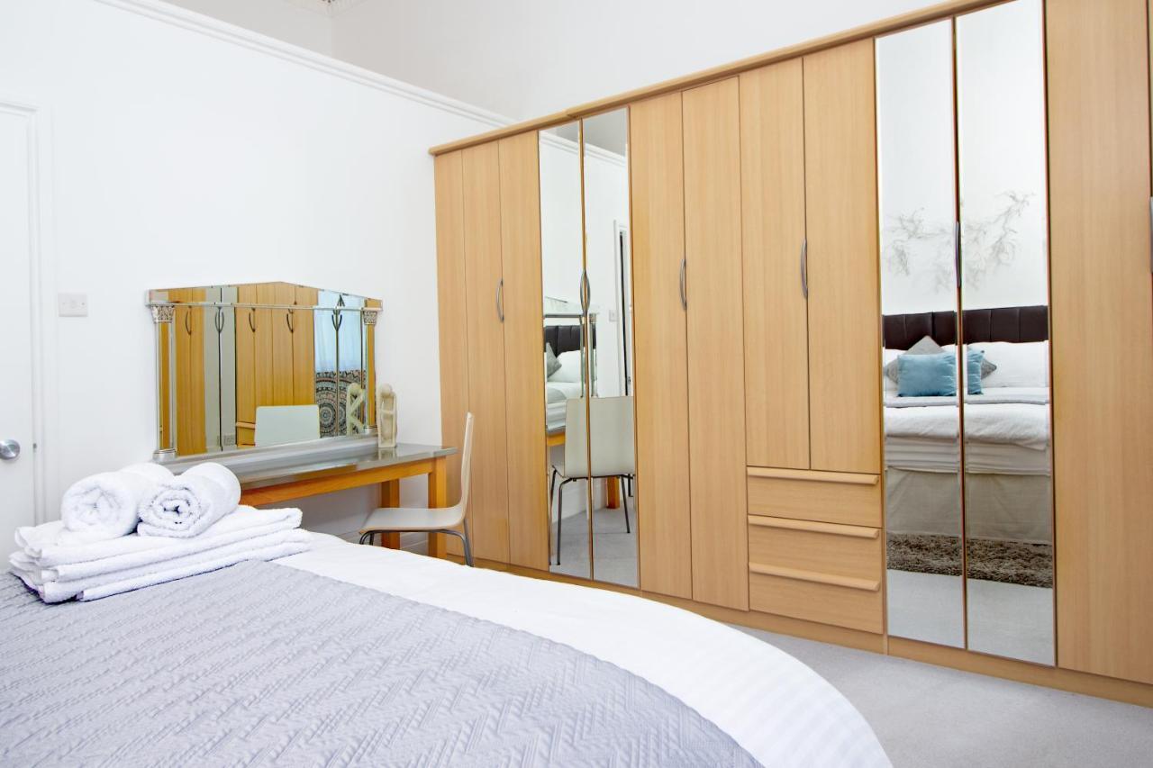 טורקוואי Seaview Regency Apartment מראה חיצוני תמונה